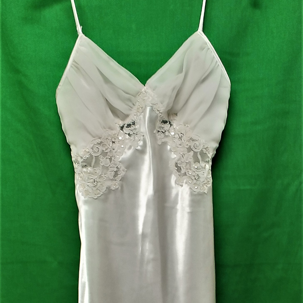 Victoria's Secret Bridal White Short Nightgown